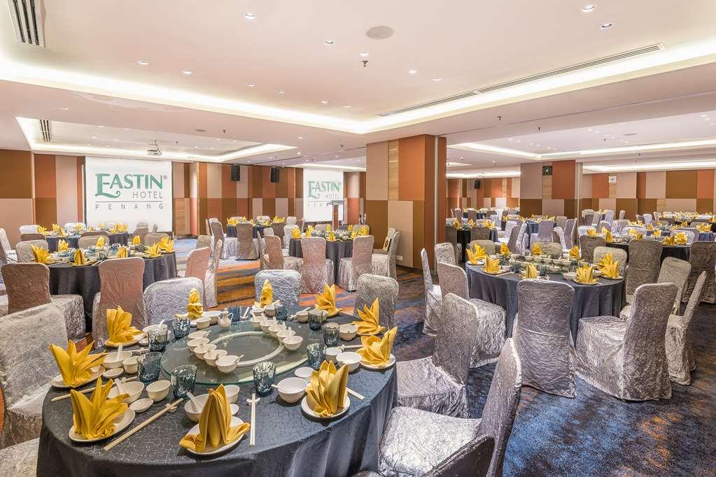 Eastin Hotel Penang Sungai Dua Bukit Номер фото